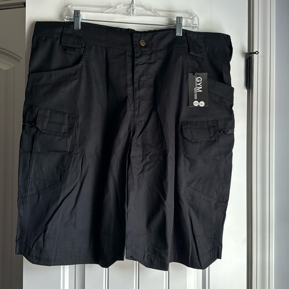 NWT Men’s Water Resistant Cargo Shorts - Picture 1 of 6
